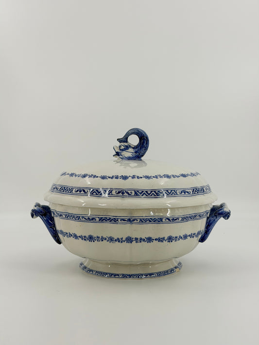 Gien soup tureen, XIX century