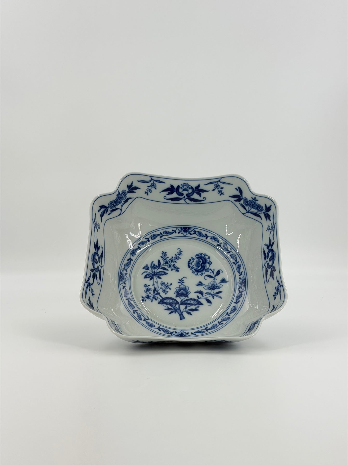 Vista Alegre Salad Bowl