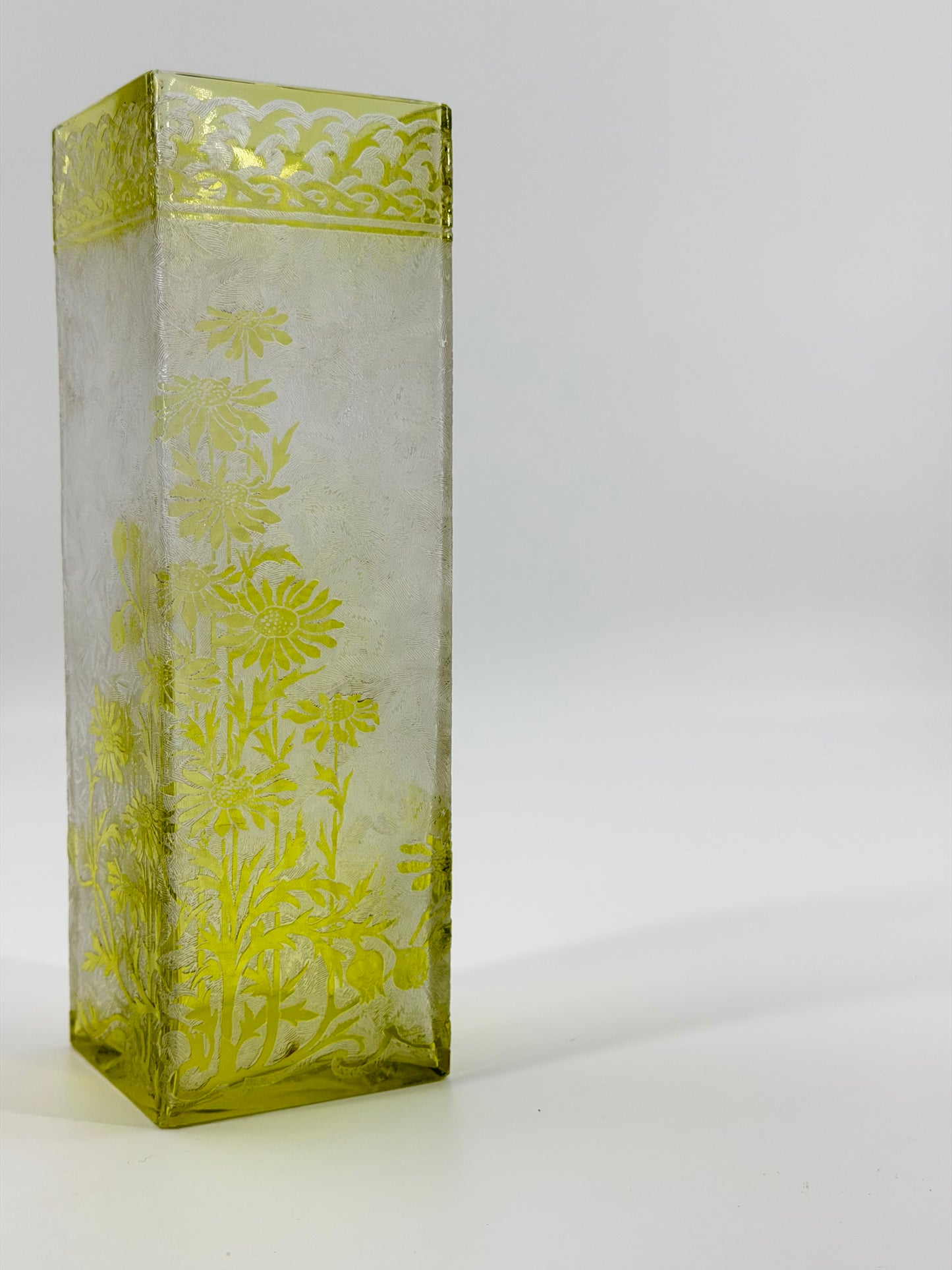Tall Acid-Etched Glass Vase with Floral Motifs (BACCARAT acid-etched decoration green)