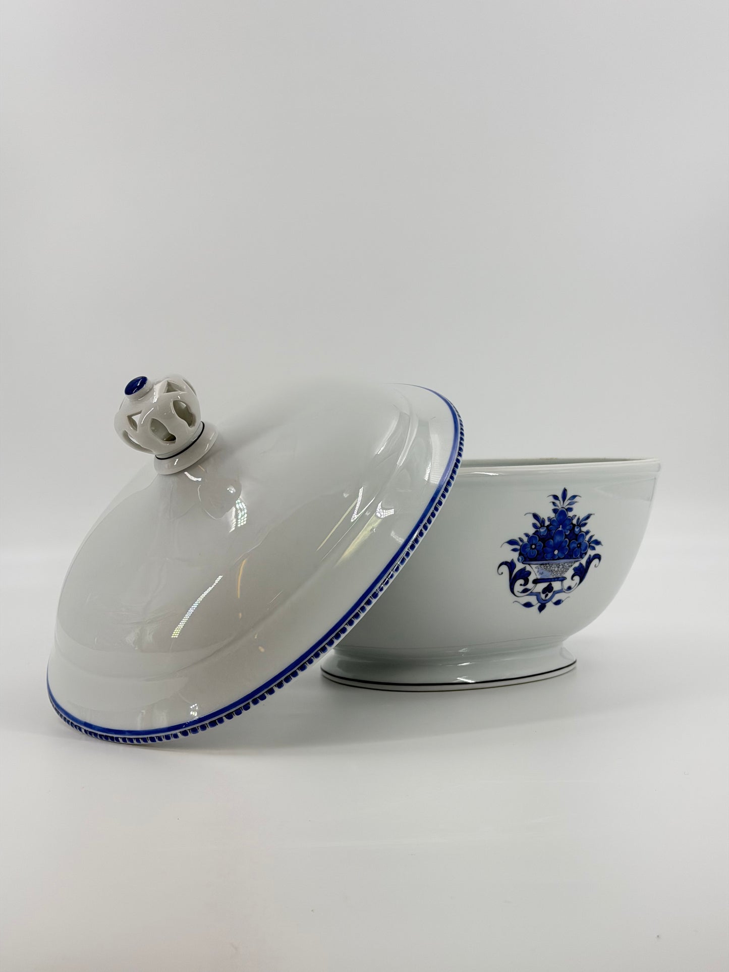 Coquet Soup Tureen