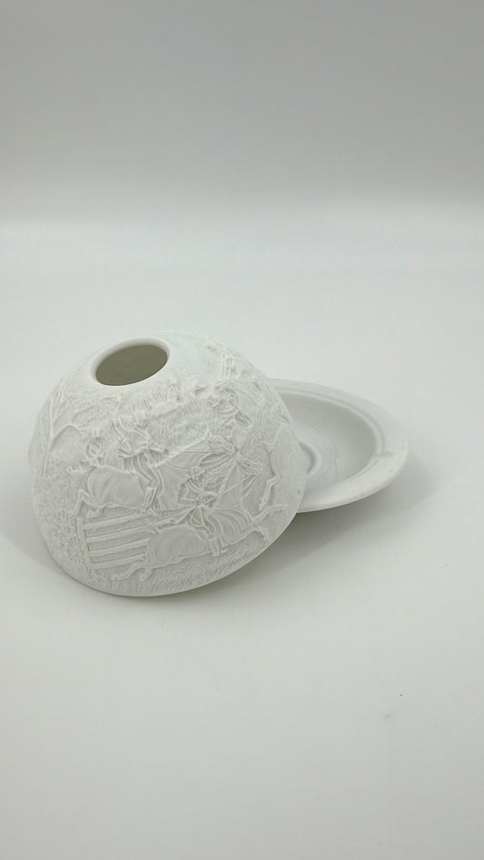 Bernardaud candle holder featuring a horse race scene